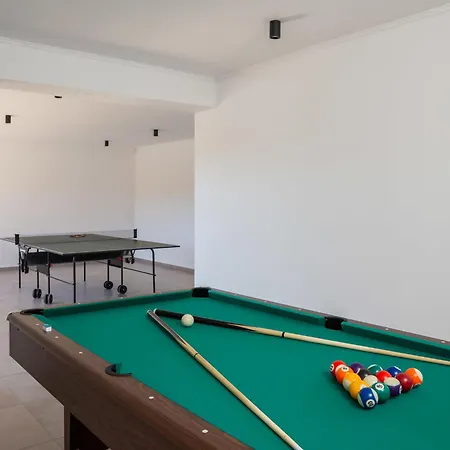 Di Pietra By Interhome