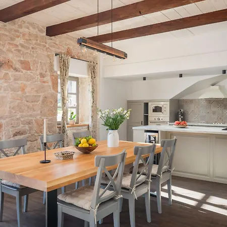 Prázdninový dům Di Pietra By Interhome Šibenik