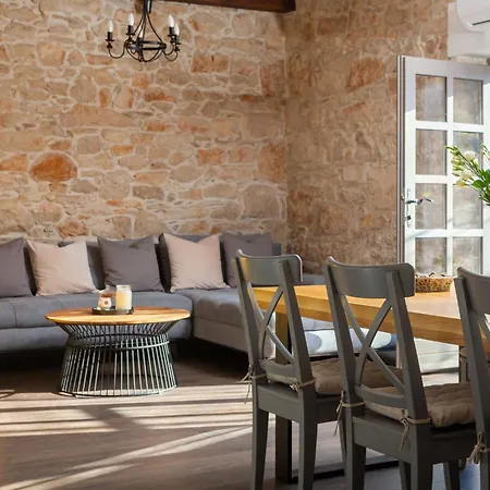 Di Pietra By Interhome Prázdninový dům