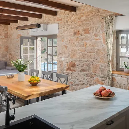 Di Pietra By Interhome Prázdninový dům *