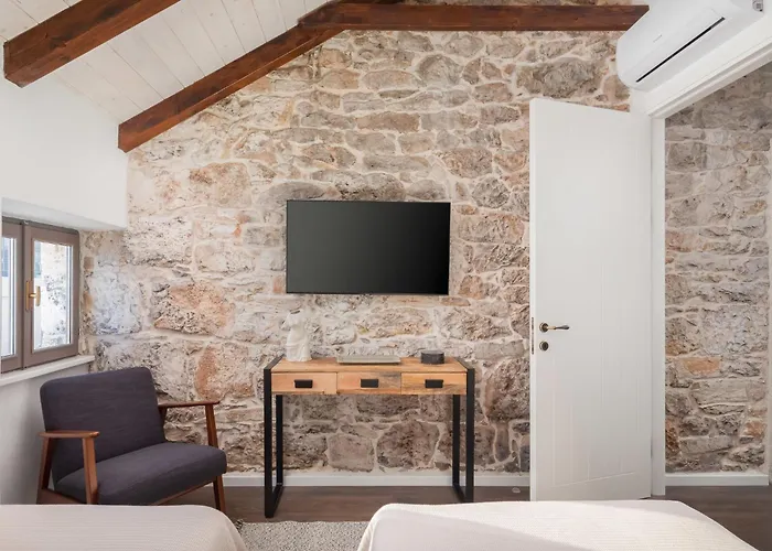 Vikendica Di Pietra By Interhome