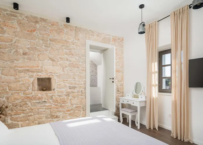 בית נופש Di Pietra By Interhome