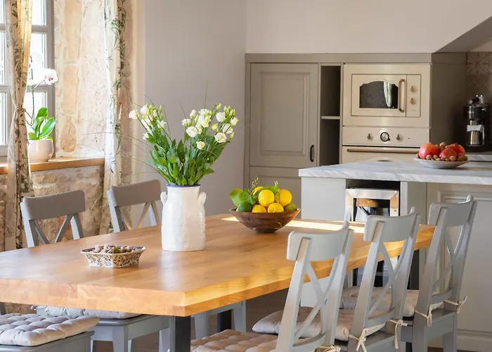 Di Pietra By Interhome *