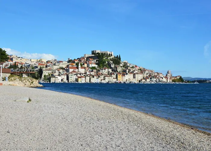 בית נופש Di Pietra By Interhome *