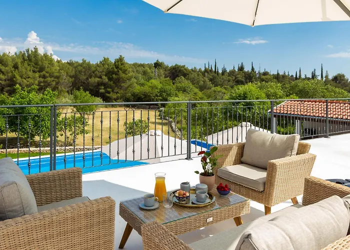 בית נופש Di Pietra By Interhome *